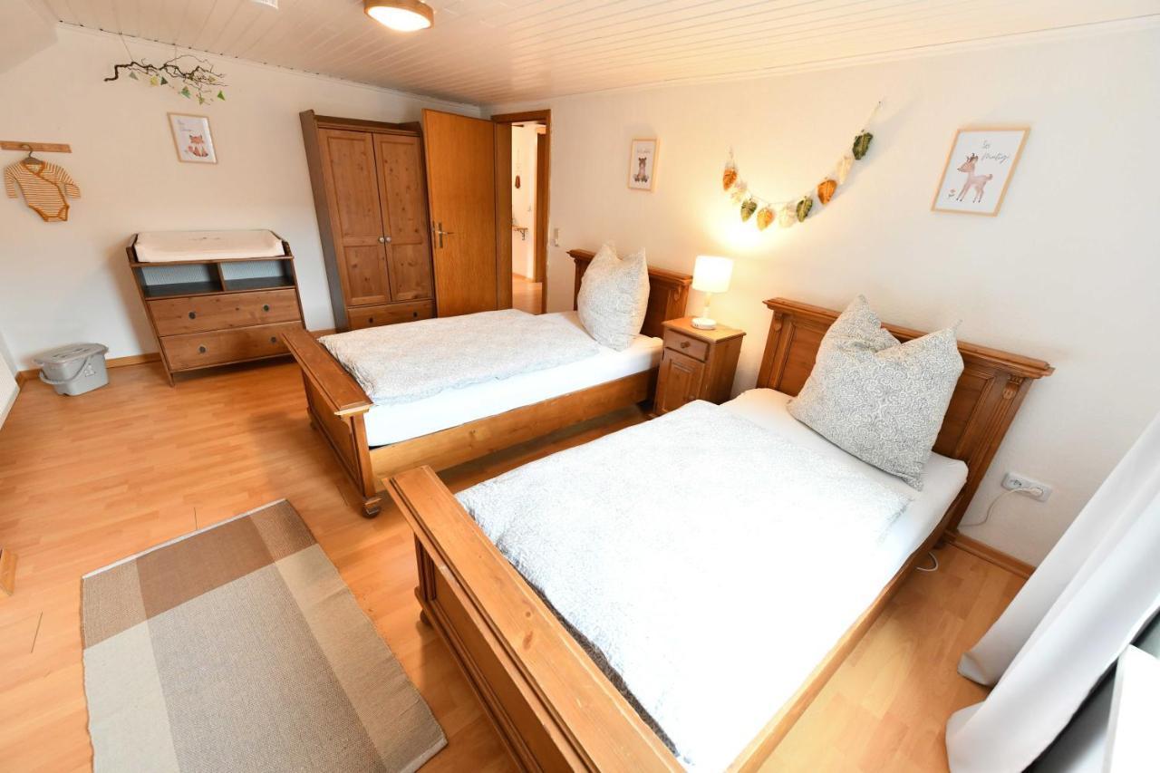 Ferienwohnung Im Alten Bauernhaus リンドラー エクステリア 写真